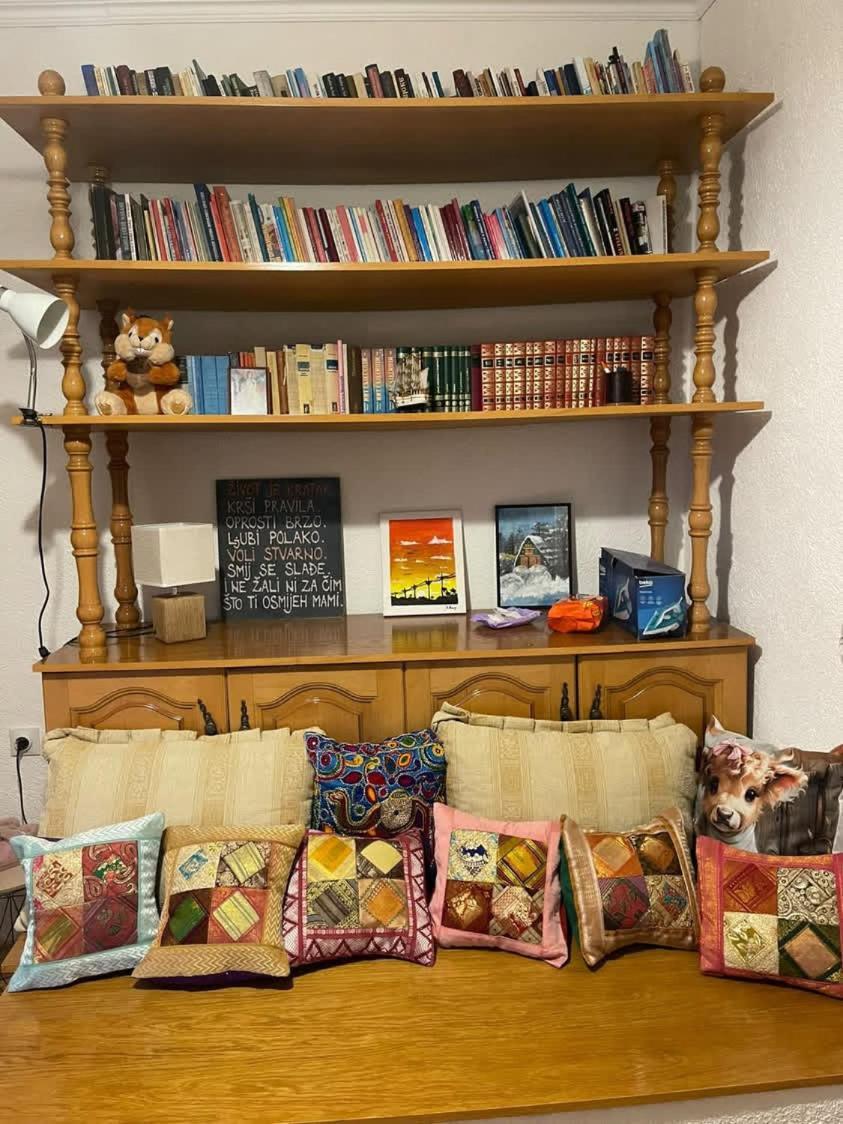Visitor Yard Bed & Breakfast Plav Dış mekan fotoğraf