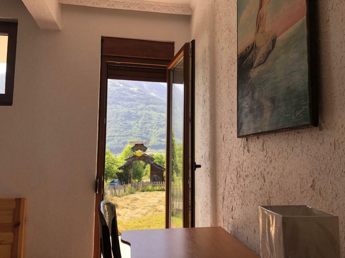 Visitor Yard Bed & Breakfast Plav Dış mekan fotoğraf